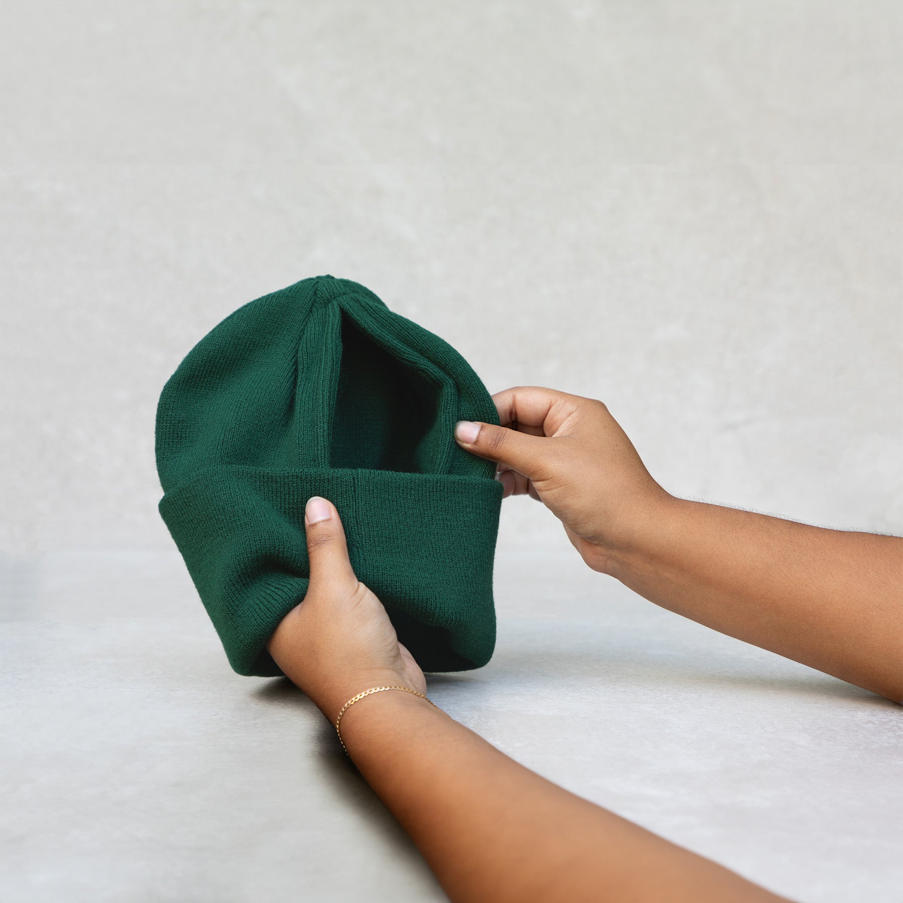 #color_deep emerald