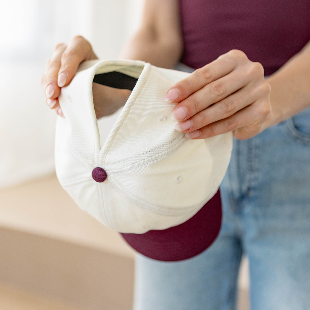 #color_Creme/Black Cherry